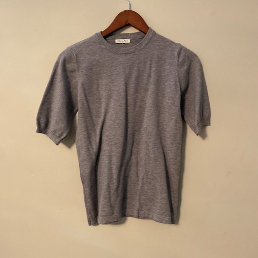 super soft grey semi sleeve top, tea n rose